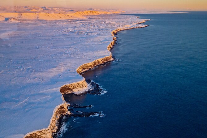 Reykjavik Helicopter Private Tour of Volcanoes - Meet at Volcano Heli and set yourself up for smooth boarding