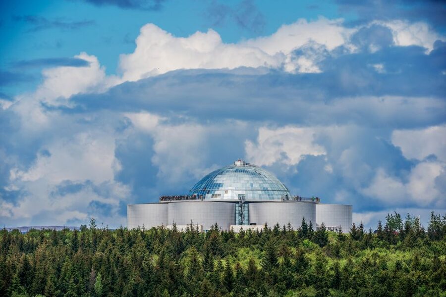 Reykjavík: Hop-On Hop-Off Bus and Perlan Museum Entry Ticket - Key things to know before you go