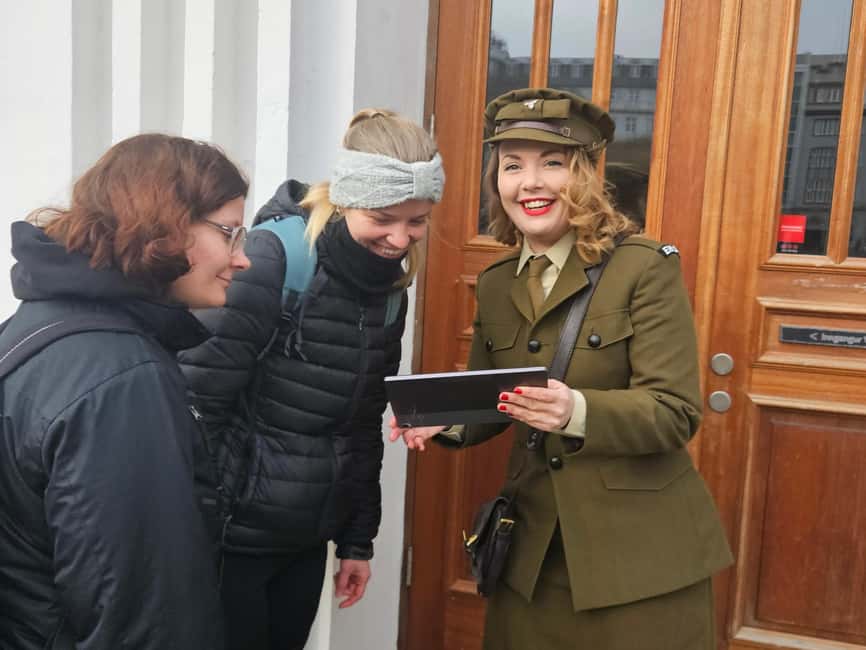 Reykjavik: Iceland's role in WWII - Private Day Trip - The value of a private in-costume WWII guide (and what to watch for)