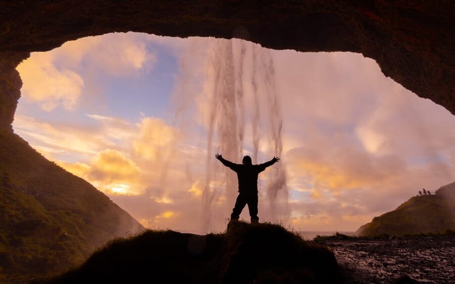 Reykjavík: Iconic Glacier Hike, South Coast & Waterfalls - Sólheimajökull glacier hike: the highlight that needs real traction