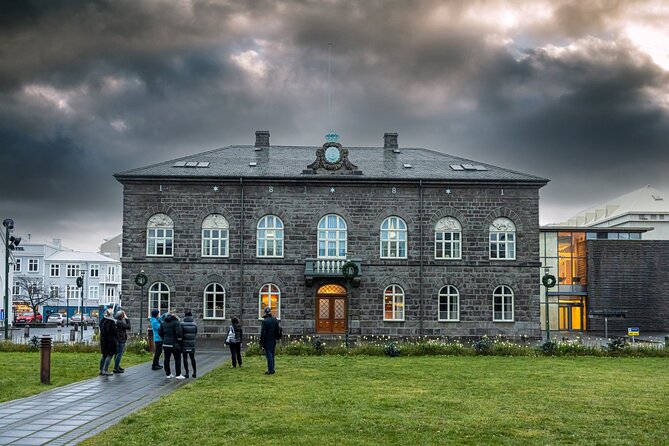 Reykjavík Interactive City Tour - Price and value: why $8.47 can feel fair