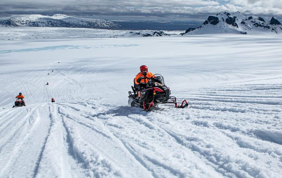 Reykjavík: Langjökull Glacier Snowmobile Tour with Ice Cave - What to Bring and Wear for a Comfortable Glacier Day