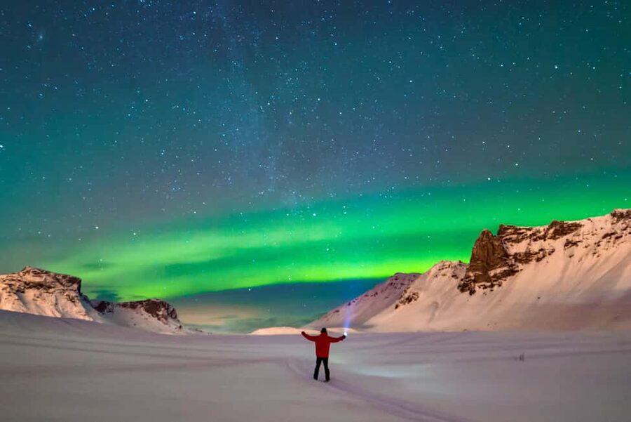 Reykjavik: Northern Lights by 4x4 with Photos & Hot Cocoa - Who should book this, and who should skip it
