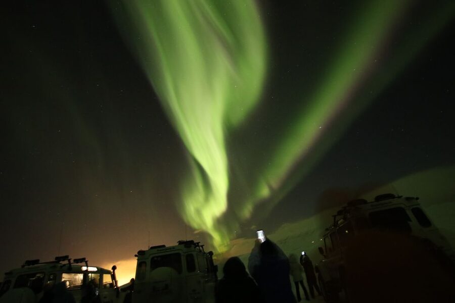 Reykjavik: Northern Lights Experience by Superjeep - The 3 to 4 hour structure that helps you stay patient