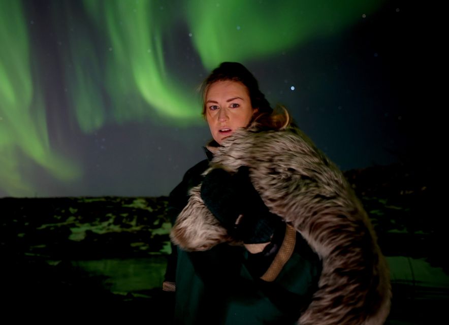 Reykjavik: Northern Lights Tour w/Pro Photos - Small Group - A Small-Group Aurora Hunt from Reykjavík That Feels Less Like Transit
