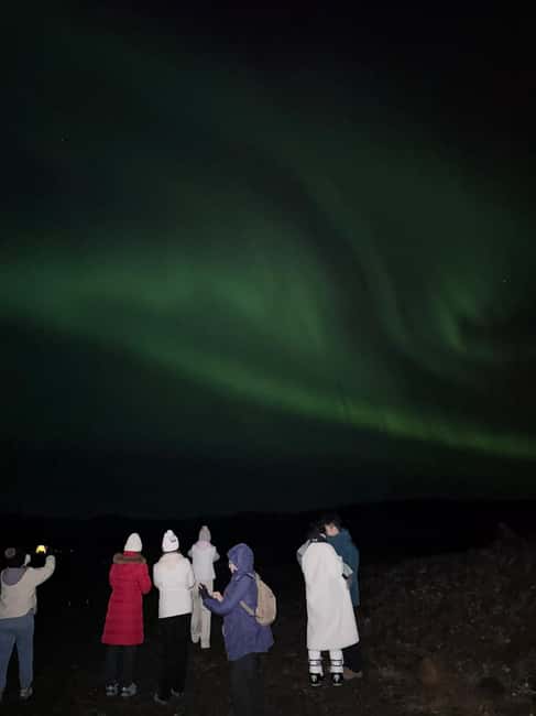Reykjavik: Northern Lights Tour with Chinese Guide冰岛雷市中文极光团 - Free Re-try If the Northern Lights Do Not Appear