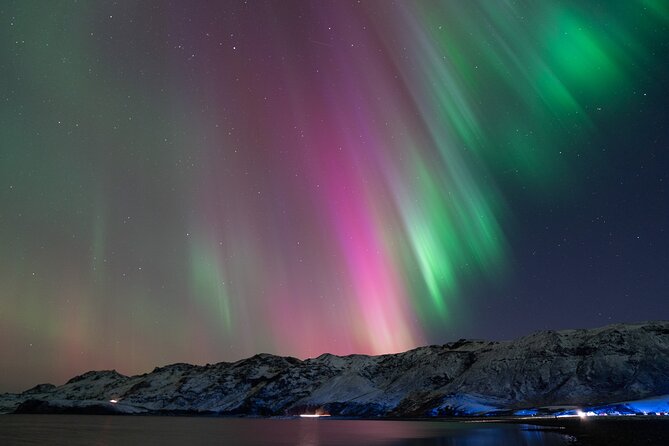 Reykjavik Northern Lights Tour with Professional Photographer - Pickup in the capital area makes the whole thing easier
