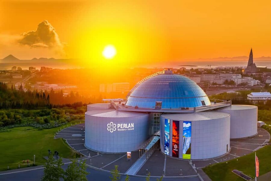 Reykjavik: Perlan - Wonders of Iceland Experience - Key points before you go