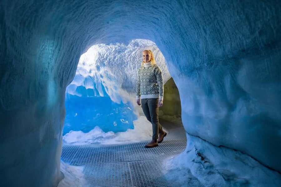 Reykjavik: Perlan - Wonders of Iceland Experience - Perlan in Reykjavik: a science museum built for your limited time