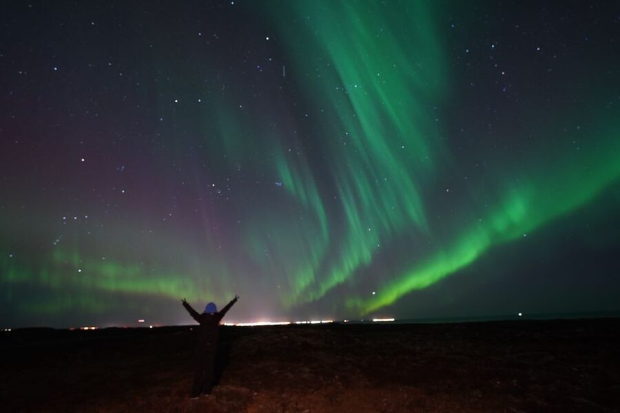 Reykjavik: Premium Northern Lights Tour with Free Photos - Warmth that is actually part of the plan