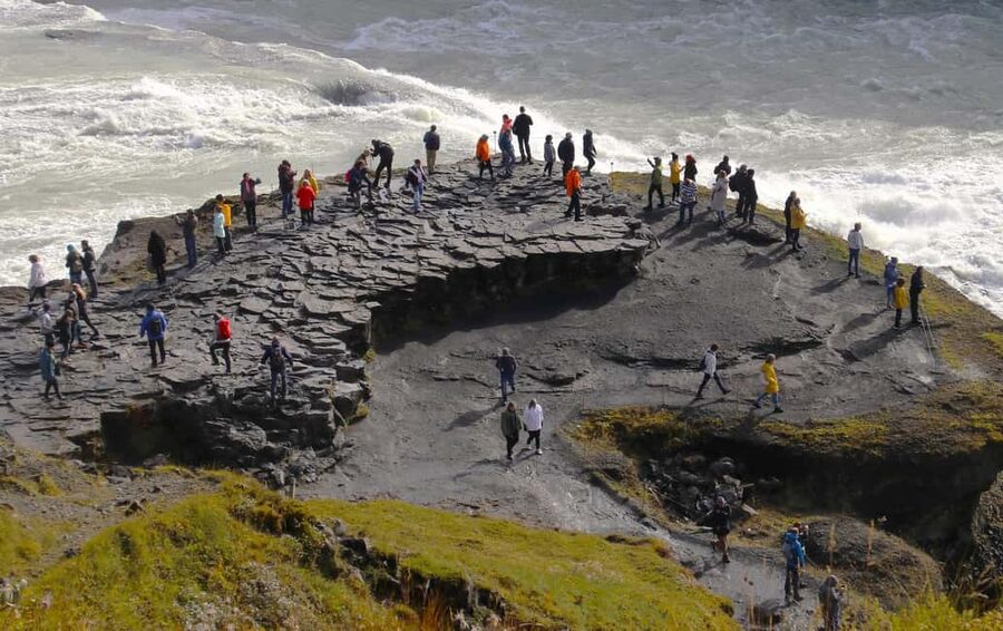 Reykjavik: Private Golden Circle with Kerid & Faxi Waterfall - Kerið crater, red slopes, and a walk with options