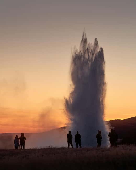 Reykjavik: Private Golden Circle with Kerid & Faxi Waterfall - Thingvellir National Park, tectonic plates, and the park’s two kinds of wow