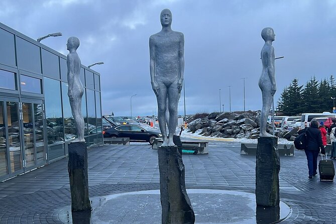 Reykjavik: Private Keflavik Airport to Hotel Transfer: upto 8 PAX - Price and Value: When This Private Transfer Makes Sense