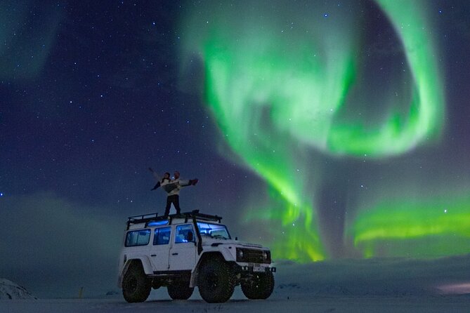 Reykjavik Private Northern Lights Tour with Pro Photographer - How Off-Road Driving and Forecast Choices Improve Your Odds