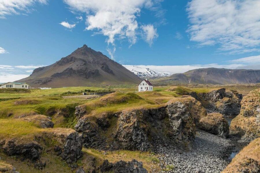 Reykjavik: Private Snaefellsnes and Kirkjufell Jeep Tour - Why Snaefellsnes feels like Iceland in one big day