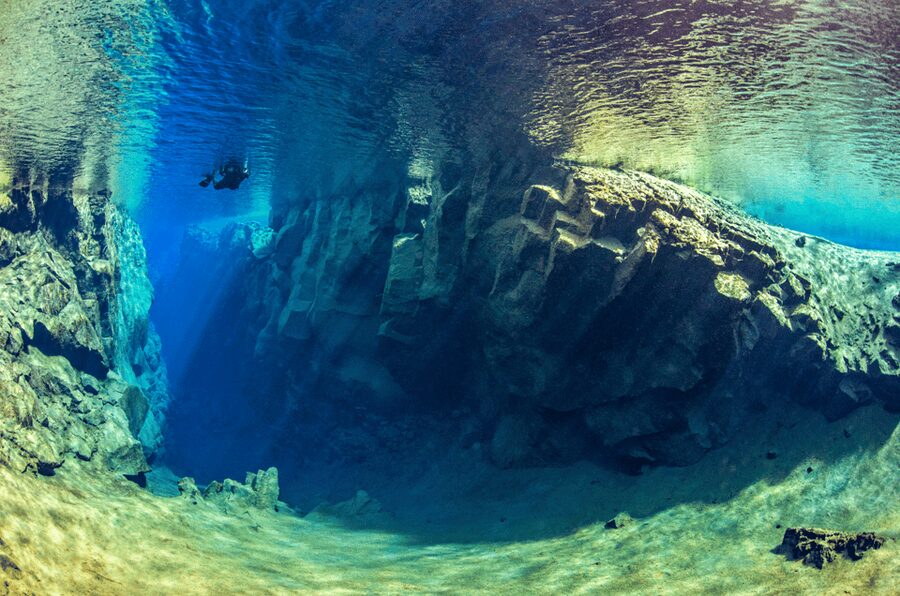 Reykjavík: Silfra Fissure Snorkeling between Two Continents - Gear and safety: what happens before you enter the fissure
