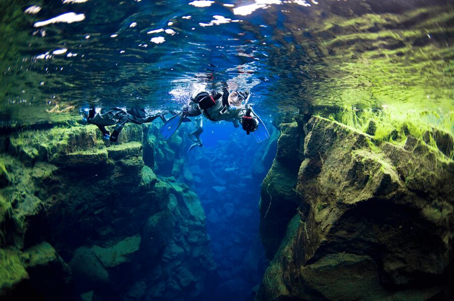 Reykjavík: Silfra Fissure Snorkeling between Two Continents - Getting warm again: hot cocoa, cookies, and photo time