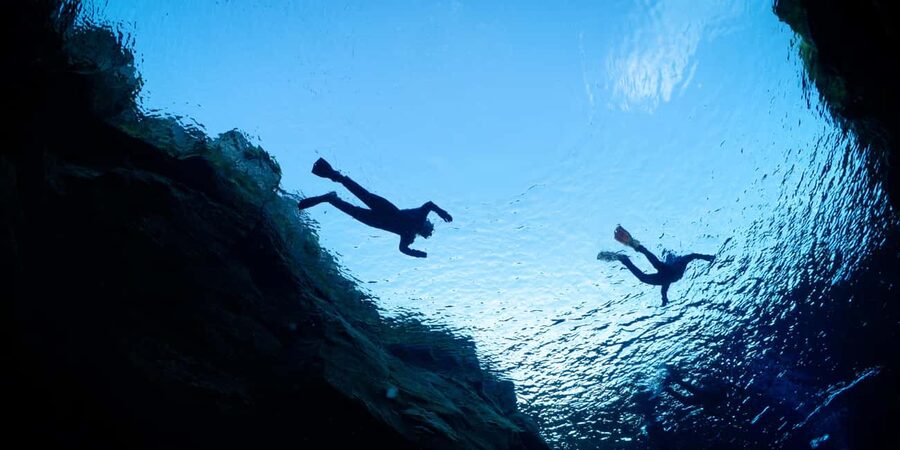 Reykjavik: Silfra Snorkeling & Lava Tunnel Adventure Combo - Raufarholshellir Lava Tunnel: what the morning part feels like