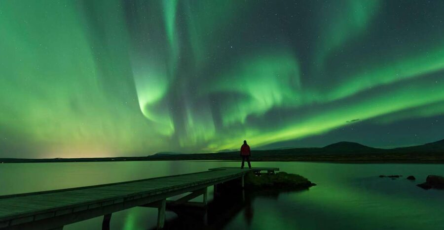 Reykjavik: Small Group Northern Lights Tour - How the Guide Chooses the Best Aurora Spot Each Night