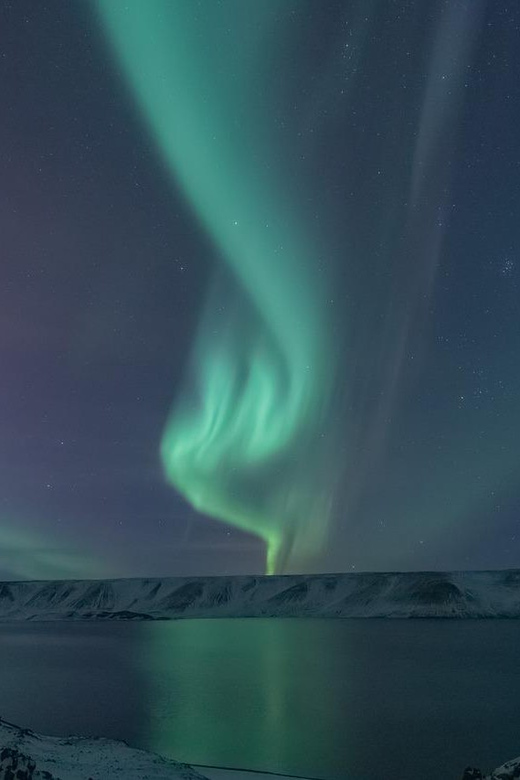 Reykjavik: Small-Group Northern Lights Tour with Pickup - The free retry: a smart safety net for lost nights