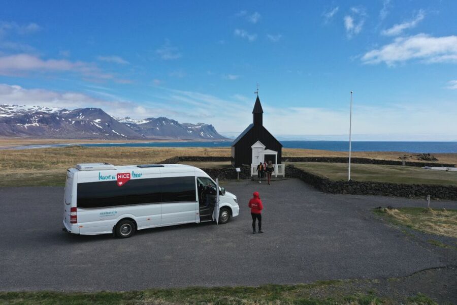 Reykjavik: Small-Group Snæfellsnes Day Trip - Arnarstapi and Hellnar cliffs: green-and-yellow moss on the edge of the world