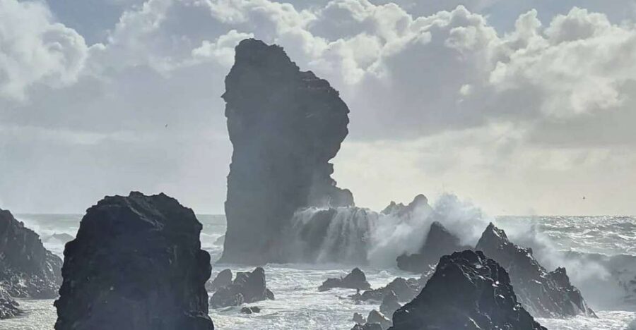 Reykjavik: Small-Group Snæfellsnes Day Trip - Reykjavík pickup to the peninsula mood shift: what the first hours really feel like