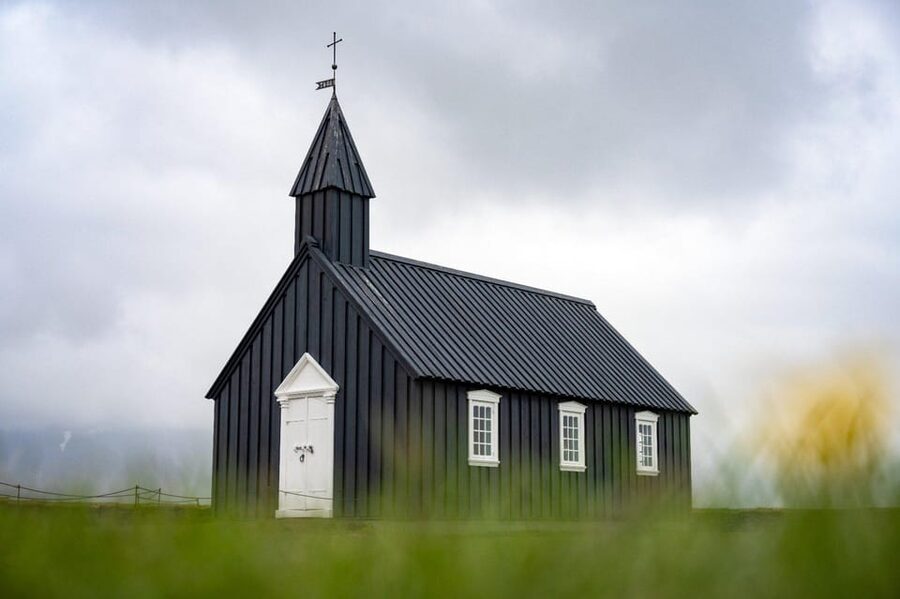 Reykjavik: Snæfellsnes Day Trip with Vatnshellir Lava Cave - Ingjaldshólskirkja church, sagas, and the value of a cultural stop