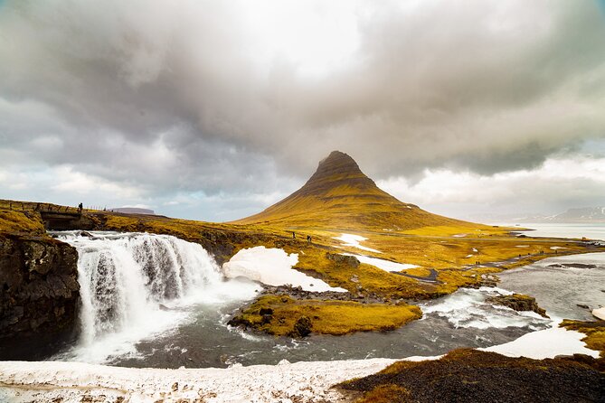 Reykjavík: Snæfellsnes & Kirkjufell Small Group Tour - Small group comfort: pickup, the minibus, and Wi-Fi that actually helps