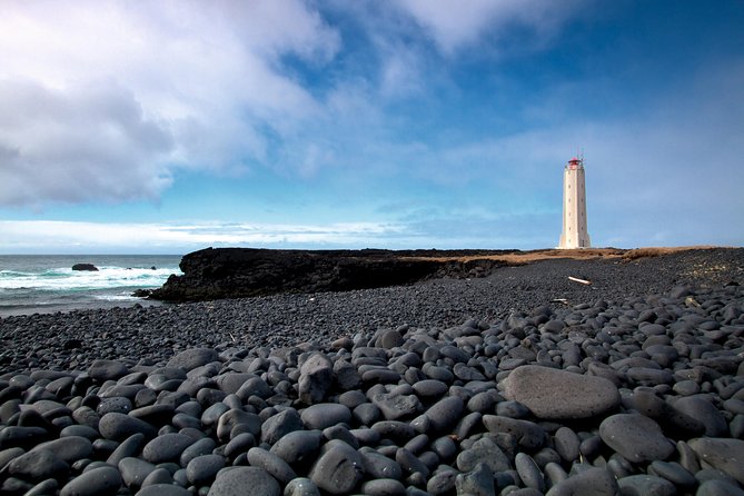 Reykjavik: Snaefellsnes National Park Small Group Trip - Djúpalónssandur Beach: black sand, craters, and the puffin chance
