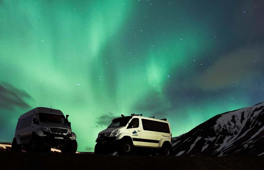 Reykjavik: South Coast, Glacier Hike & Northern Lights Combo - Seljalandsfoss: walking behind a waterfall without losing the magic