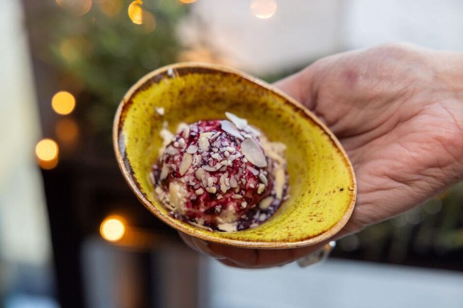 Reykjavik: The Icelandic Sweet Tooth Tour - The 2-hour pacing: how they fit multiple sweet stops into one walk