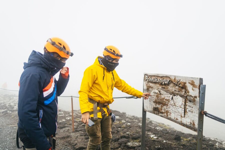 Reykjavik: Thrihnukagigur Volcano Guided Hiking Day Trip - Price and value: what $414 gets you, and what it does not