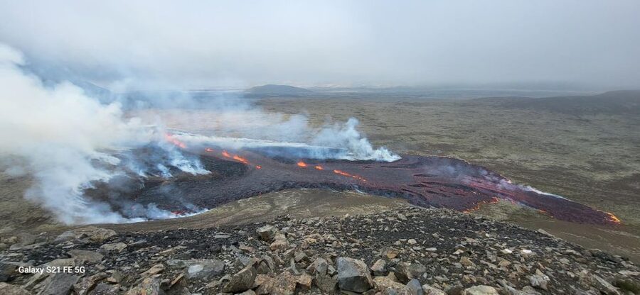 Reykjavík: Volcano Hike, Visit Grindavík and Blue Lagoon - Blue Lagoon Finish: Comfort Entry, Silica Mask, and One Drink