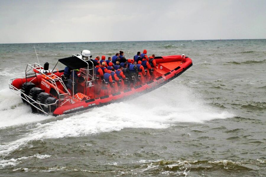 Reykjavik: Whale Watching by RIB Speedboat - RIB speedboat energy on Reykjavík’s water