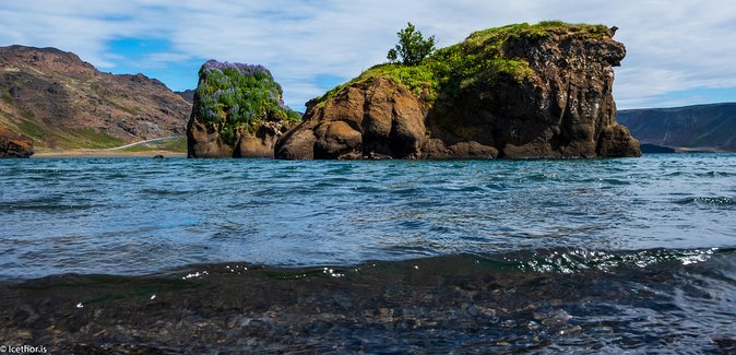Secret pearls around Reykjavik with Airport and Reykjavik pickup - A short Reykjavik countryside loop that actually feels special