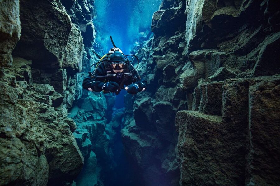 Silfra: Diving Between Tectonic Plates - Should you book Silfra in Thingvellir?