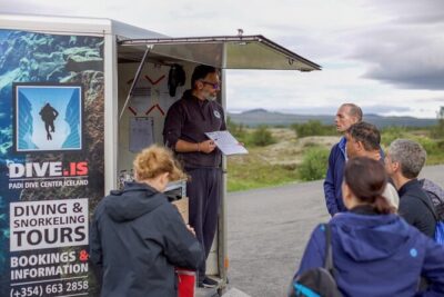 Silfra: Diving Between Tectonic Plates – Meet on Location