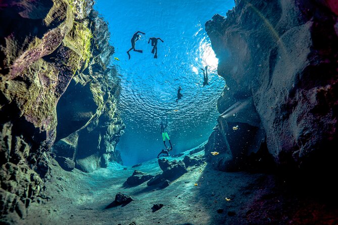 Silfra Snorkel - Between Continents - When Quality Matters - Key highlights to know before you go