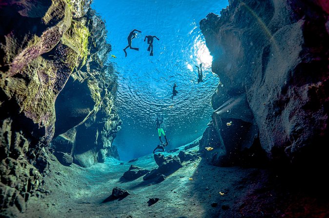 Silfra Snorkel - Between Continents - When Quality Matters - Who this Silfra snorkel tour is best for