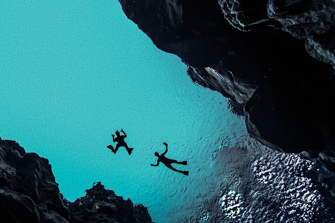 Silfra Wetsuit Snorkeling Tour with Underwater Photos - From Reykjavik - Underwater photos: how you get your shots back (and what to do if you want more)