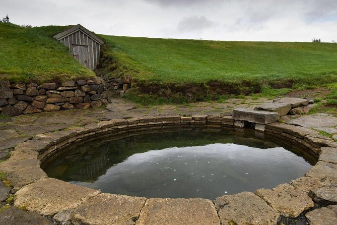 Silver Circle & West Iceland. Private Day Tour - Stop 6: Krauma Spa baths, from geothermal heat to a cold reset