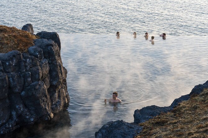Sky Lagoon Ticket with 7-Step Ritual and Transfers from Reykjavik - Best time to go: sunset is popular for a reason