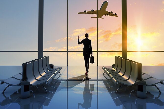 Sky Lagoon Transfers to/from Keflavík International Airport - Who This Experience Fits Best