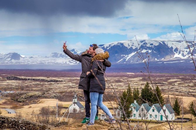 Small-group Golden Circle Classic Tour from Reykjavik - Small-group comfort from Reykjavík, plus on-bus Wi-Fi