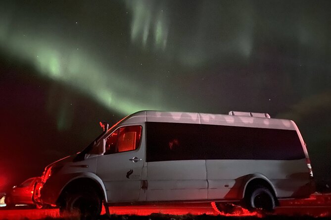 Small group Hunting for the Northern Lights in Reykjavík engrus - Why This Northern Lights Tour Feels More Like a Hunt Than a Bus Trip