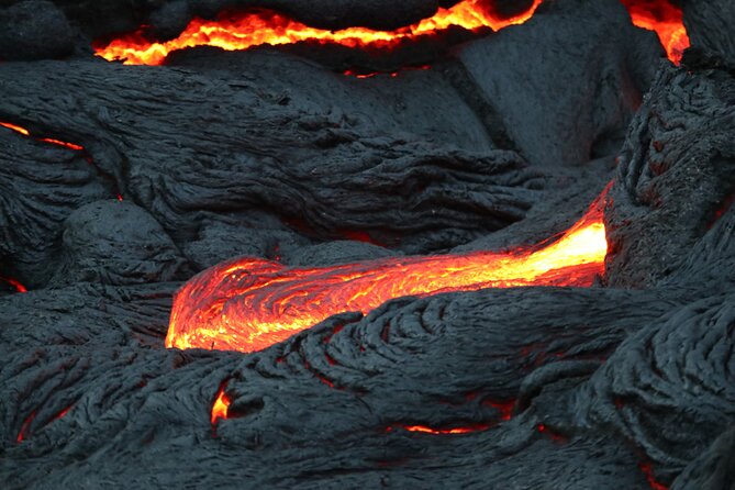 Small Group Volcano Hike with a Professional Geologist - Comfort and logistics: vehicle, parking, and what is included