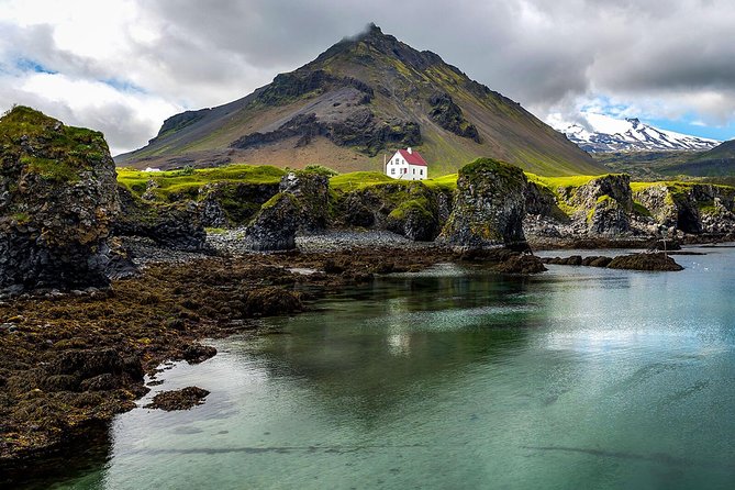 Snaefellsnes National Park and Natural Wonders from Reykjavik - Djúpalónssandur black lava-pearl beach and the fishermen story