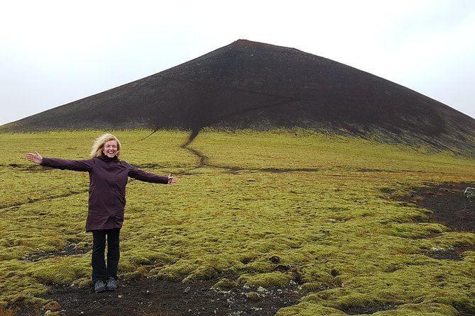 Snaefellsnes Peninsula Private Day Tour - up to 9 passengers - Stop 1: Gerduberg basalt columns in a short, satisfying 15 minutes