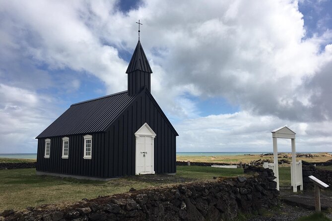 Snaefellsnes Small Group Tour with Homemade Meal from Reykjavik - The Jules Verne glacier viewpoint and drive-by Bersekjahraun lava fields