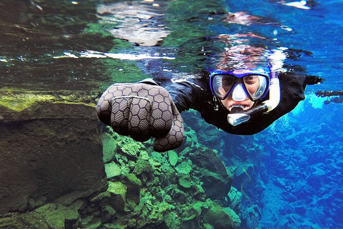 Snorkeling in Silfra & Fly Over Iceland Virtual Experience - Self-drive - Dry suit versus wetsuit: the comfort checklist that matters